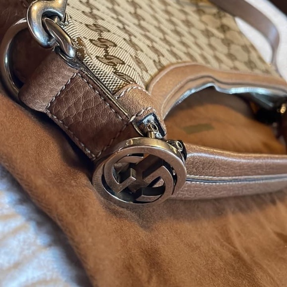 Gucci Monogram Hobo handbag - Picture 2 of 6